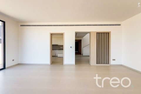 4 bedrooms Villa in Dubai, UAE No. 220779 6