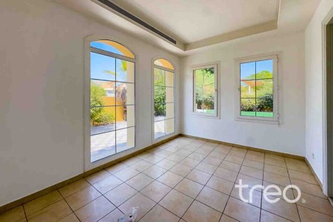 3 bedrooms Villa in Arabian Ranches, UAE No. 220875 3