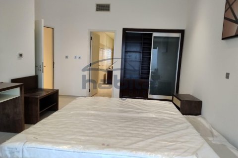 2 bedrooms Apartment in Sheikh Zayed Road, UAE No. 35189 8