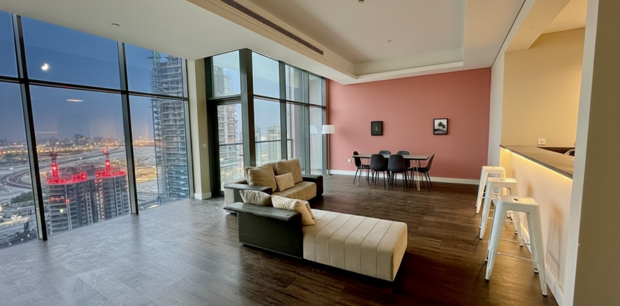 2 bedrooms Apartment in Downtown Dubai (Downtown Burj Dubai), UAE No. 215896