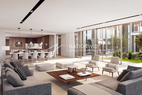 4 bedrooms Villa in Abu Dhabi, UAE No. 105845 3