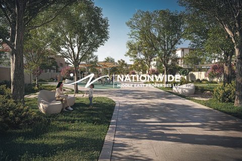 383m² Land in Abu Dhabi, UAE No. 124567 4