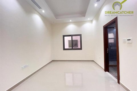 Appartement de 4 chambres à Al Yasmeen, UAE No. 22829 8