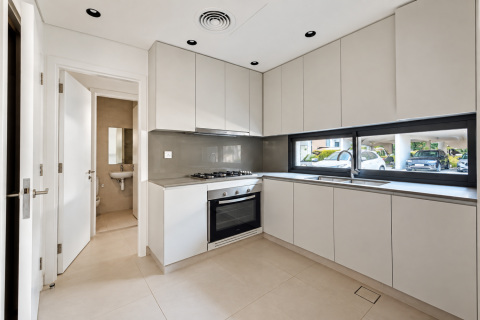 Townhouse de 4 dormitorios en Tilal City, UAE No. 214748 7