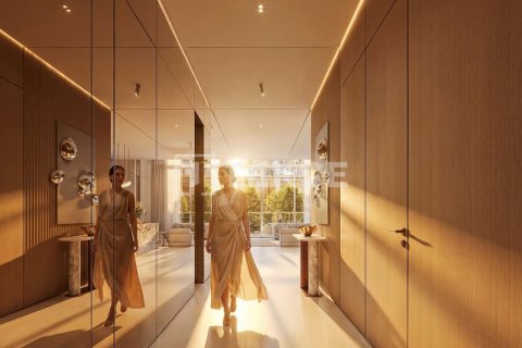 5 bedrooms Townhouse in Dubai, UAE No. 163213 4