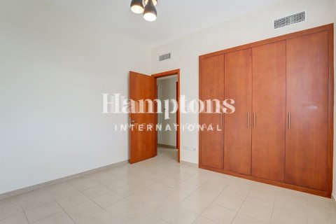 Villa de 4 chambres à The Lakes, UAE No. 167065 11