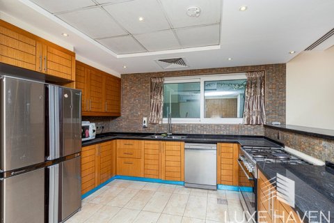 4 bedrooms Villa in Legacy Nova Villas, UAE No. 10587 30