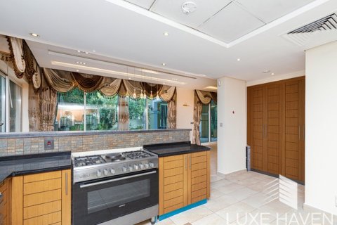 4 bedrooms Villa in Legacy Nova Villas, UAE No. 10587 29