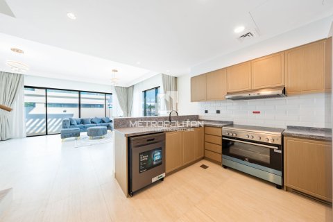 Таунхаус с 5 спальнями в Damac Lagoons, ОАЭ №130001 3