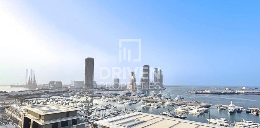 Apartment de 3 dormitorios en Mina Rashid, UAE No. 201349