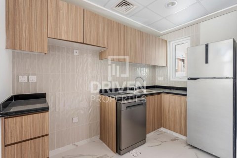 3 bedrooms Townhouse in Dubai, UAE No. 221253 5