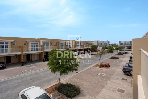 3 bedrooms Townhouse in Dubai, UAE No. 221253 15