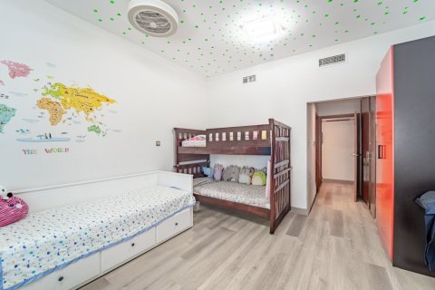 Квартира с 2 спальнями в Дубай, ОАЭ №205748 14