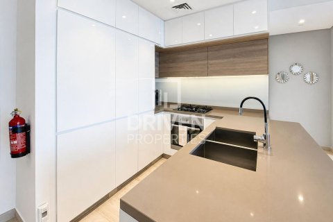 1 bedroom Apartment in Studio One, UAE No. 222923 8