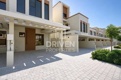 5 bedrooms Townhouse in Damac Lagoons, UAE No. 212303