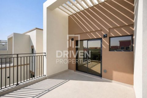 5 bedrooms Townhouse in Damac Lagoons, UAE No. 212303 30