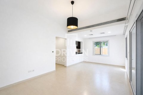 Villa de 3 dormitorios en Casa Dora, UAE No. 221534 4
