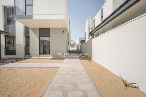 Villa de 4 dormitorios en Murooj Al Furjan, UAE No. 78071 6