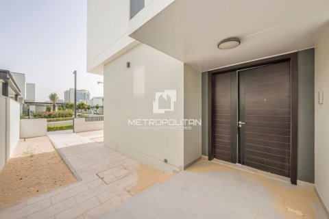 Villa de 4 dormitorios en Murooj Al Furjan, UAE No. 78071 8