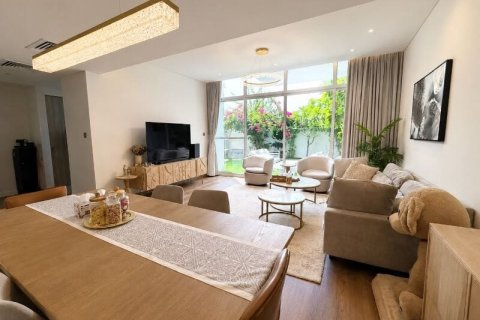 Townhouse de 3 chambres à Arabella Townhouses, UAE No. 163804 9
