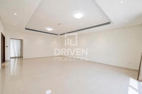 Вилла с 6 спальнями в Jumeirah 3, ОАЭ №212217 6