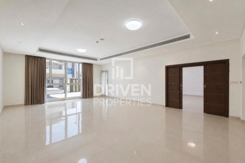 Вилла с 6 спальнями в Jumeirah 3, ОАЭ №212217 8