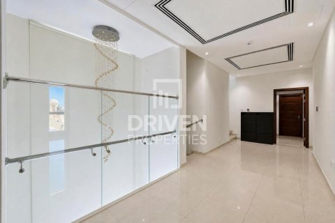 Вилла с 6 спальнями в Jumeirah 3, ОАЭ №212217 11