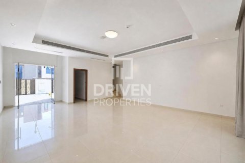 Вилла с 6 спальнями в Jumeirah 3, ОАЭ №212217 5