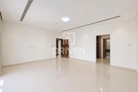 Вилла с 6 спальнями в Jumeirah 3, ОАЭ №212217 24