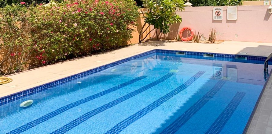 4 bedrooms Villa in Al Safa, UAE No. 213061
