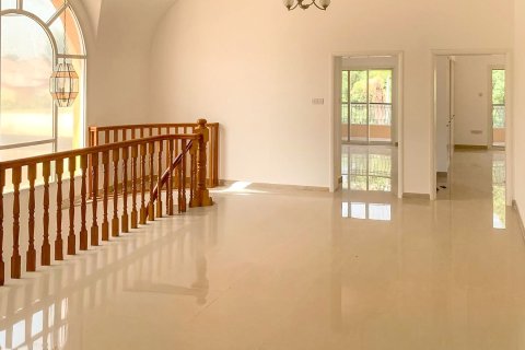 4 bedrooms Villa in Al Safa, UAE No. 213061 15