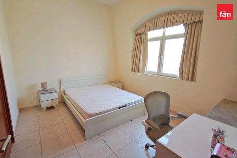 Villa de 3 dormitorios en Mirdif, UAE No. 215570 8