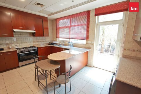 Villa de 3 dormitorios en Mirdif, UAE No. 215570 15