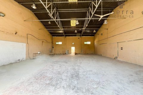 Warehouse de 278.7m² à Al Quoz, UAE No. 38887