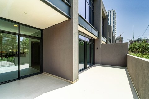 Appartement de 2 chambres à Dubai, UAE No. 224599 22