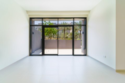 Appartement de 2 chambres à Dubai, UAE No. 224599 6