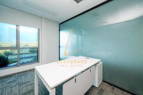 158m² Office in Dubai Investment Park, UAE No. 222034 19