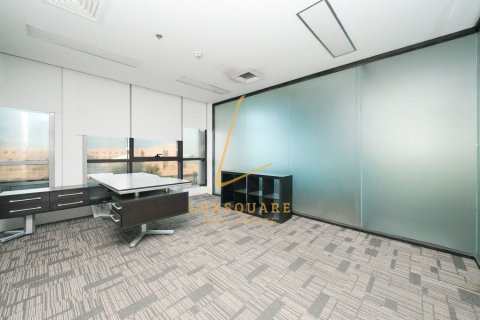 158m² Office in Dubai Investment Park, UAE No. 222034