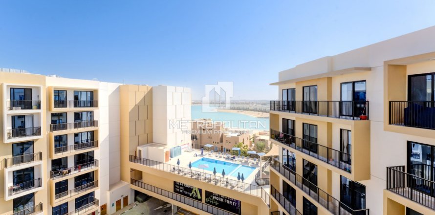 Квартира с 1 спальней в Al Hamra Village, ОАЭ №129644
