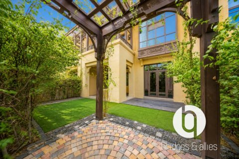 Apartment de 1 dormitorio en Old Town, UAE No. 205265 10