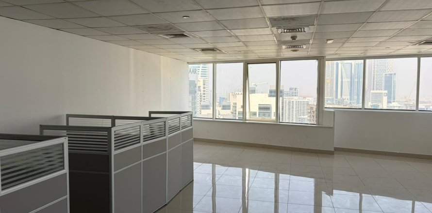 95m² Office in Westburry Square, UAE No. 167550
