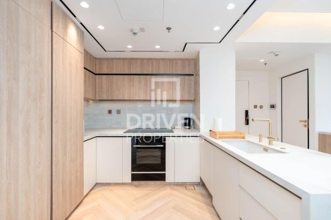 2 bedrooms Apartment in Standpoint Towers, UAE No. 211434 10