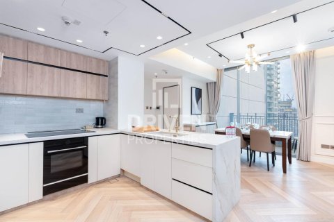 2 bedrooms Apartment in Standpoint Towers, UAE No. 211434 11