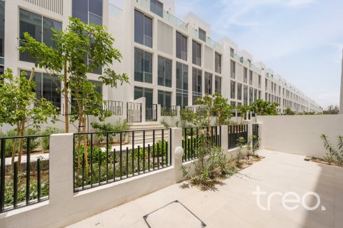 4 bedrooms Townhouse in Al Barari, UAE No. 220774