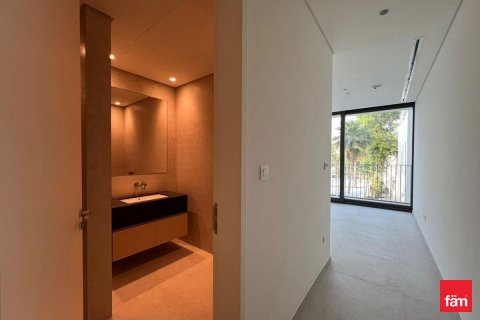 2 bedrooms Apartment in Dubai, UAE No. 166481 9