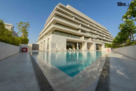 2 bedrooms Apartment in Dubai, UAE No. 166481 14