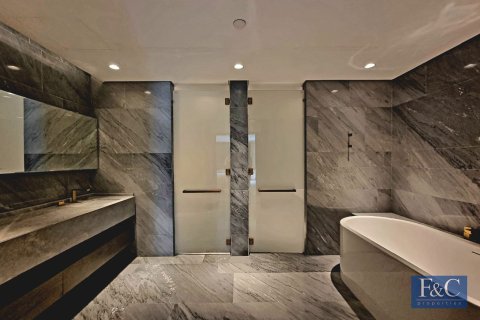 Квартира с 3 спальнями в FIVE Palm Jumeirah, ОАЭ №153817 4