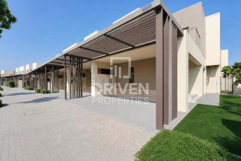 4 bedrooms Villa in EMAAR South, UAE No. 212807 30