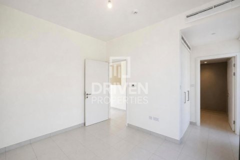4 bedrooms Villa in EMAAR South, UAE No. 212807 13