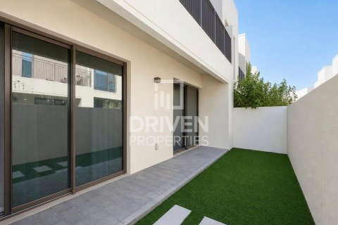 4 bedrooms Villa in EMAAR South, UAE No. 212807 27